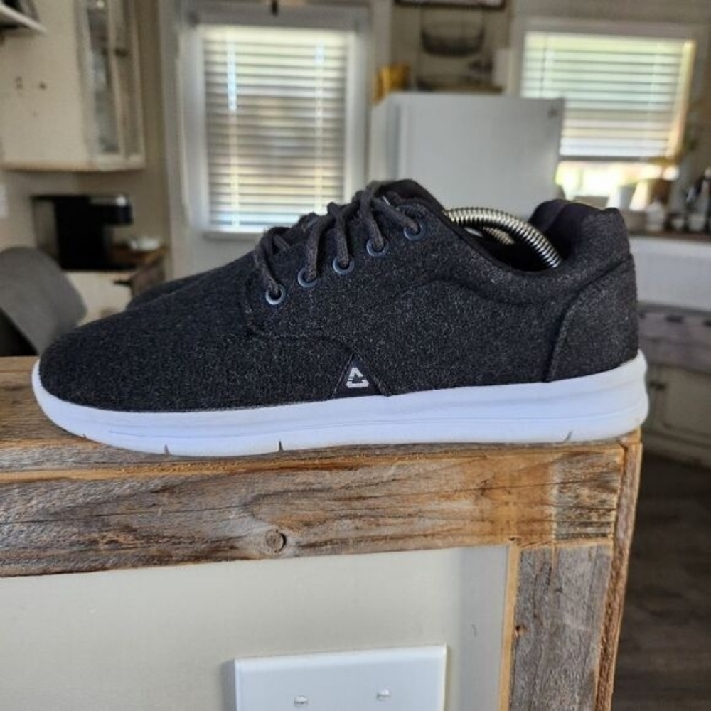 Cuater by Travis Mathew Mens Golf Shoes The Daily Wool Sz 10 SANITIZED RTW